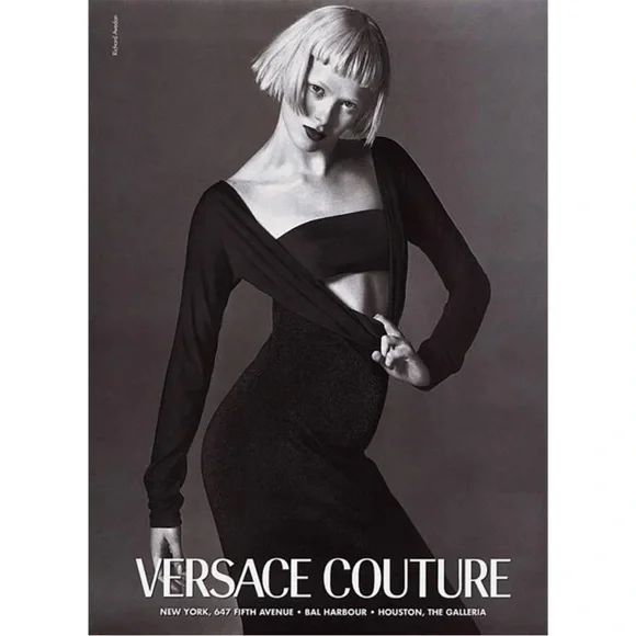 Gianni Versace カタログ　1997女性 Gianni Versace カタログ 1997女性 Gianni Versace カタログ